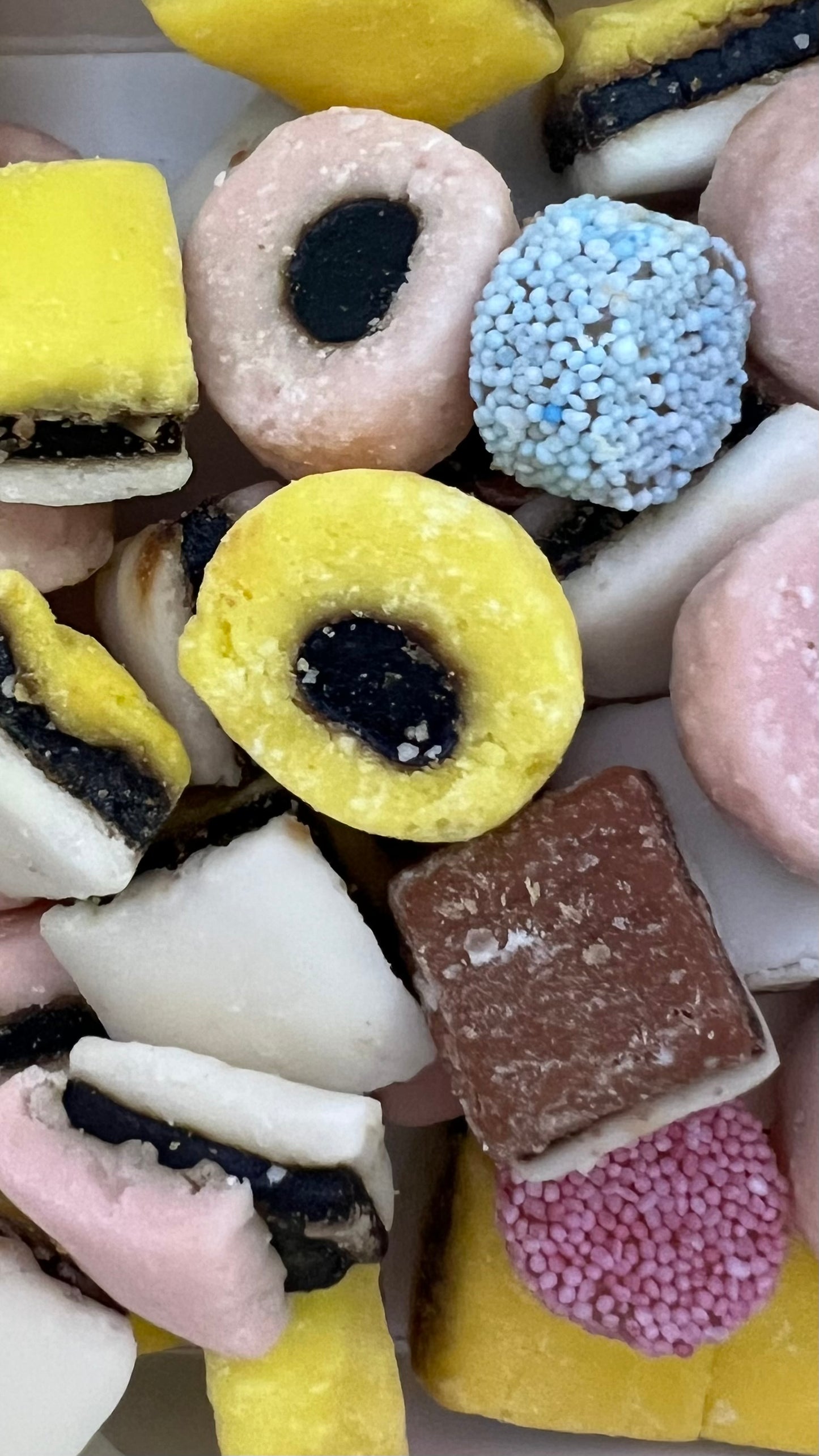 Pic N Mix Choice 3